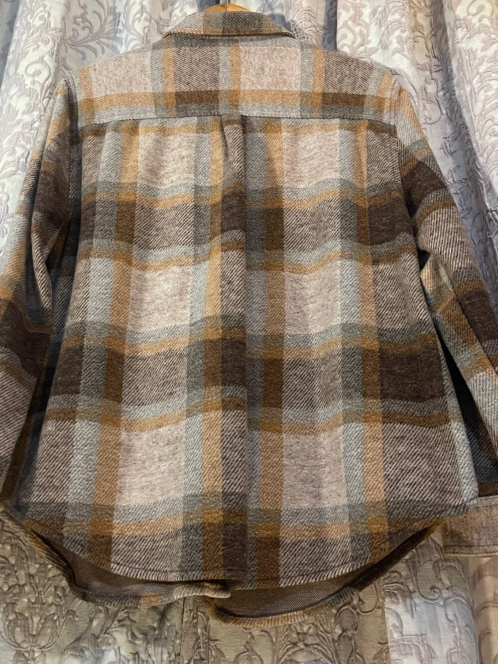 beachlunchlounge LG Flannel Cozy Burg/Pnk/Org Plaid L/S Dbl Pocket B-Down Shirt - Picture 8 of 16